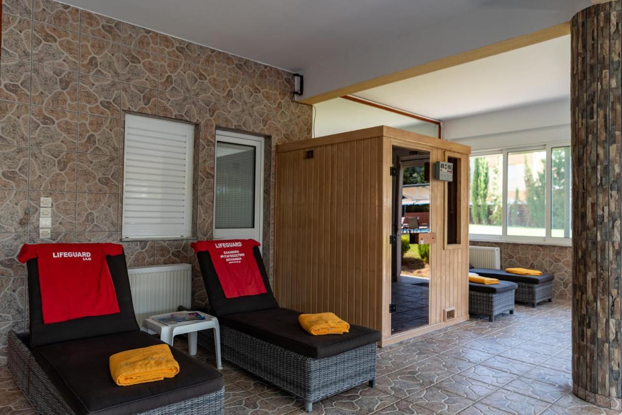 Anilio Plaza Aparthotel Zacharo Exterior photo