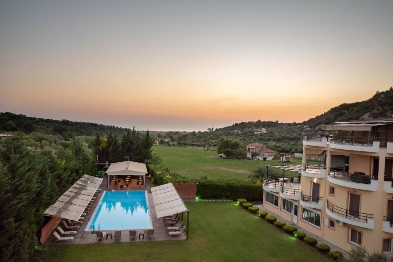 Anilio Plaza Aparthotel Zacharo Exterior photo