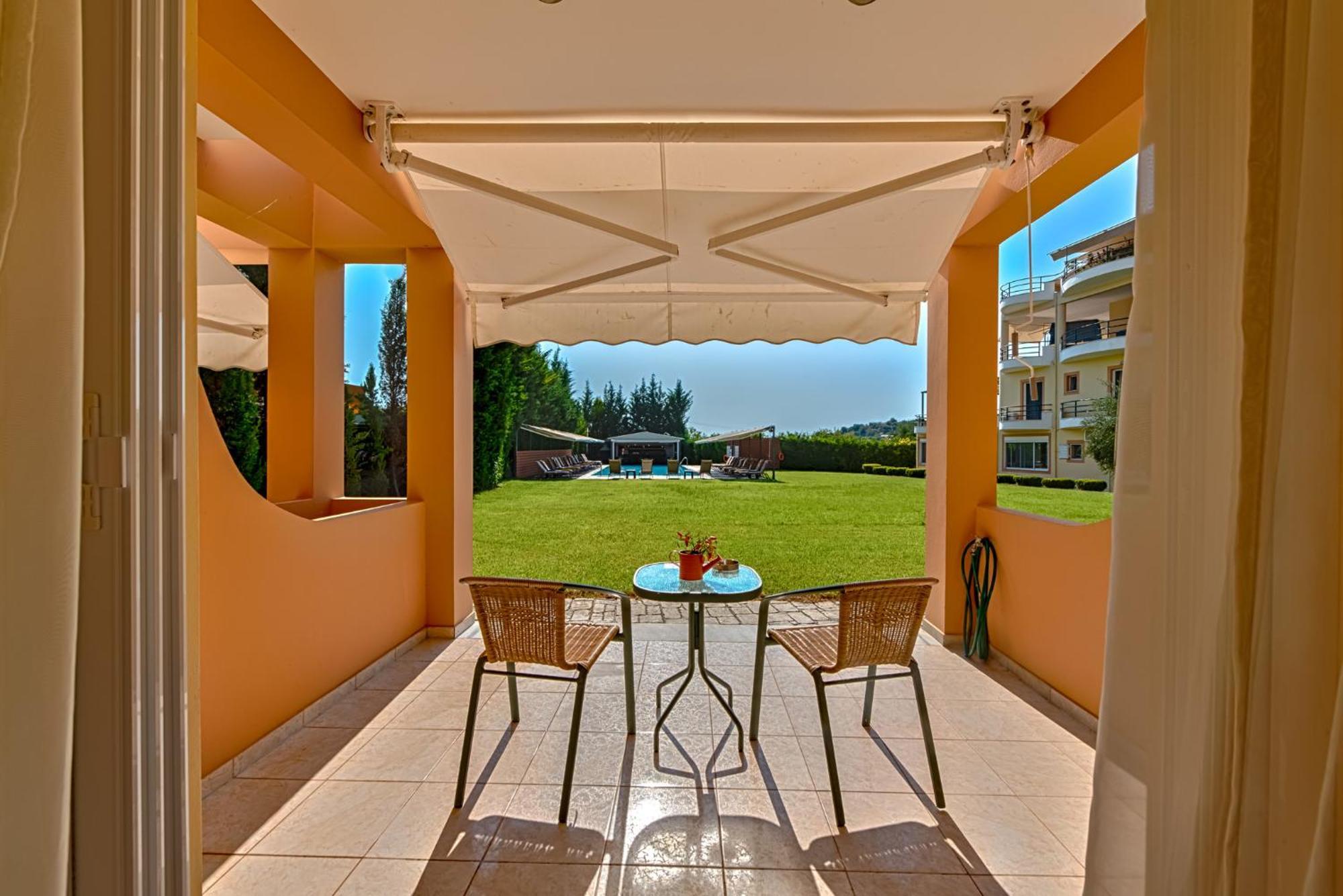 Anilio Plaza Aparthotel Zacharo Room photo